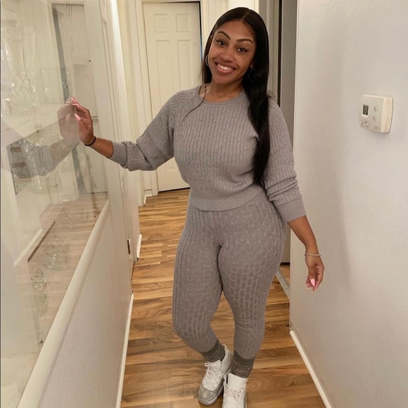 Shannon - Picture 2 of 4